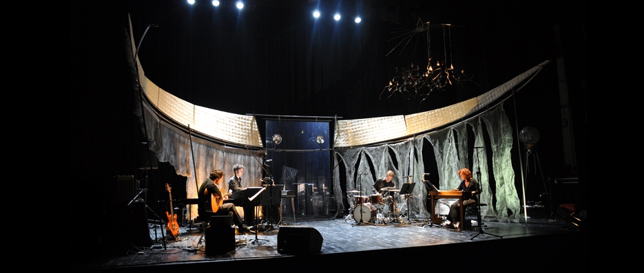 With Les Musiques à Ouïr